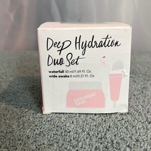 Saturday Skin Deep Hydration Duo Set. 2179